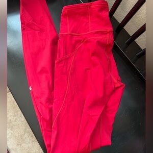 Lululemon leggings with pockets